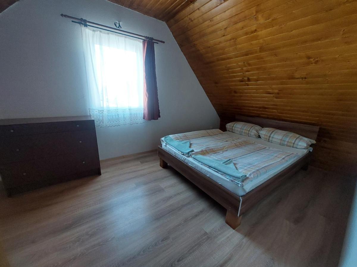 Orban Nyaralohaz Villa Kovagoors ภายนอก รูปภาพ