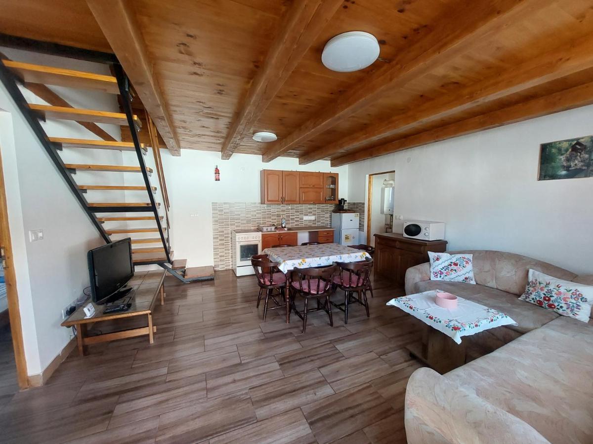 Orban Nyaralohaz Villa Kovagoors ภายนอก รูปภาพ