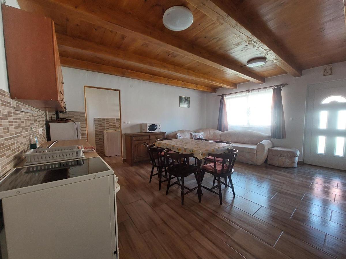 Orban Nyaralohaz Villa Kovagoors ภายนอก รูปภาพ