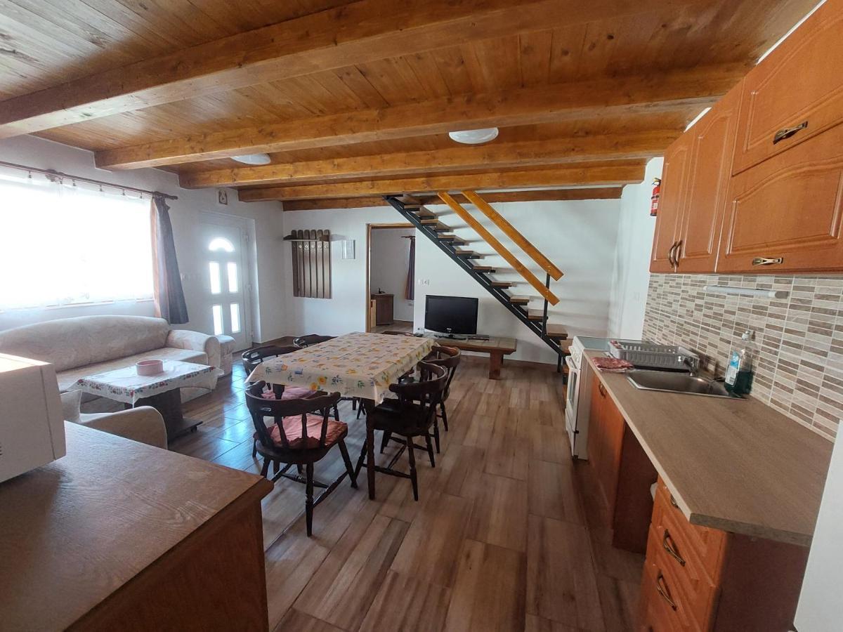 Orban Nyaralohaz Villa Kovagoors ภายนอก รูปภาพ
