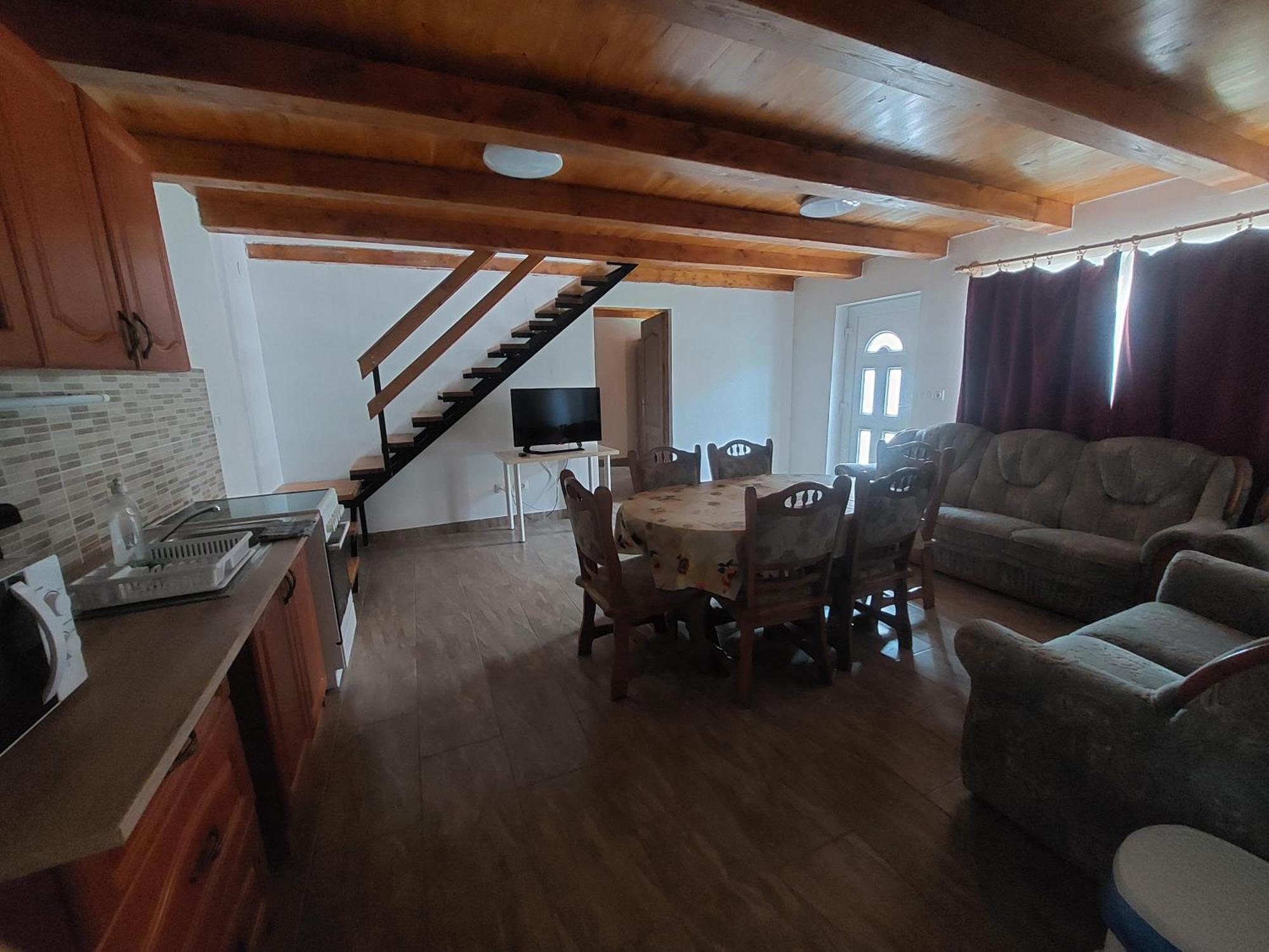 Orban Nyaralohaz Villa Kovagoors ภายนอก รูปภาพ