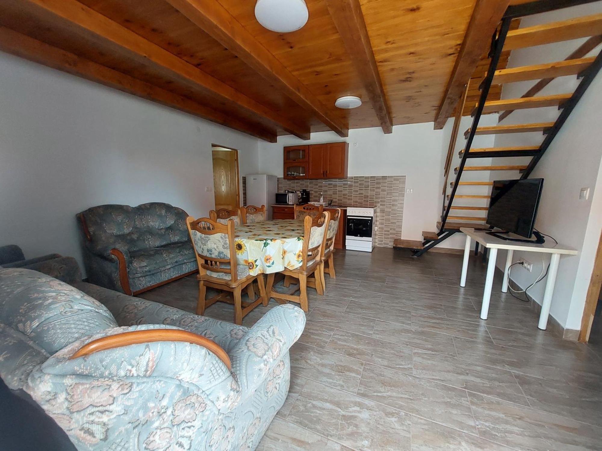 Orban Nyaralohaz Villa Kovagoors ภายนอก รูปภาพ