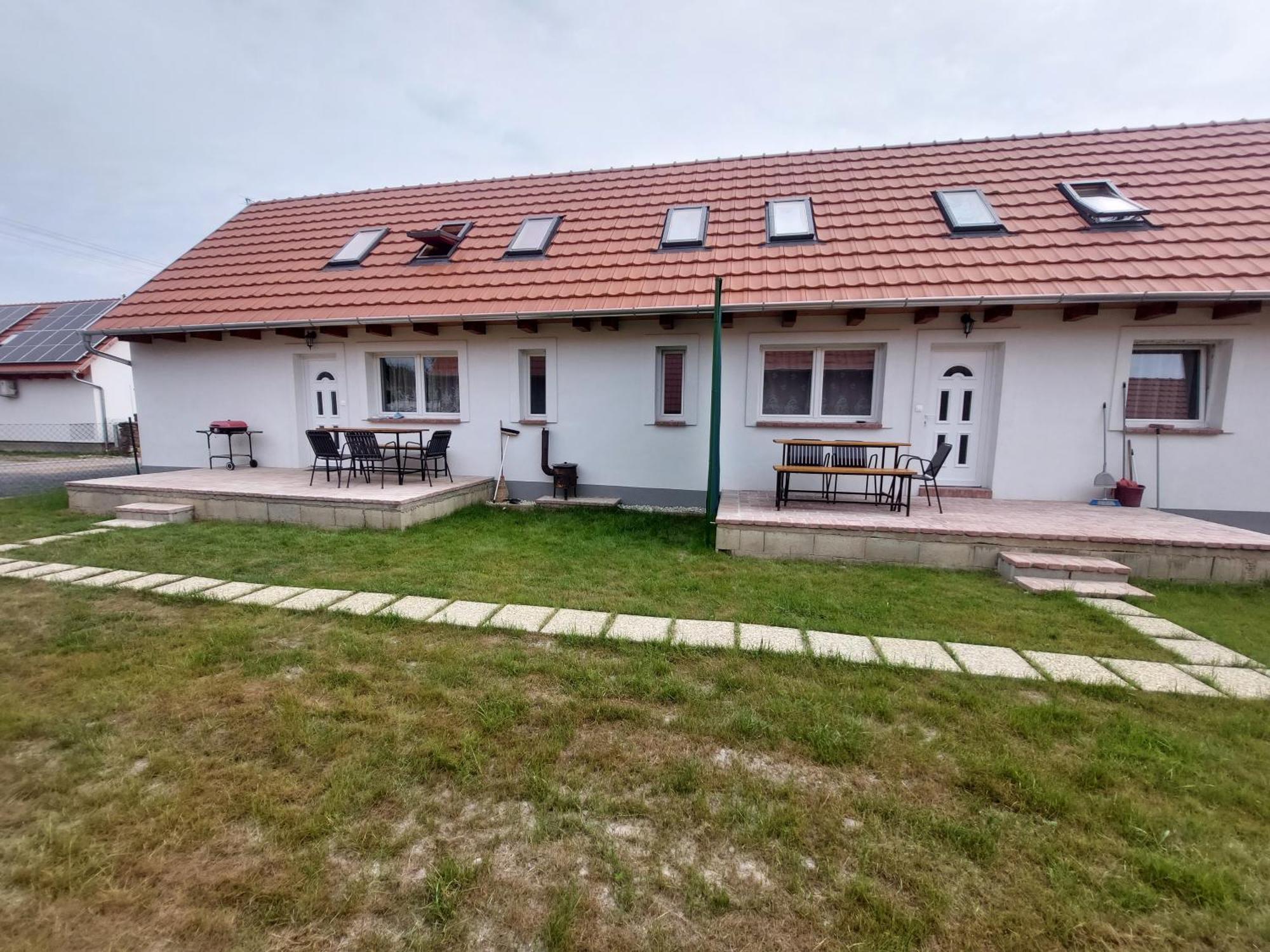 Orban Nyaralohaz Villa Kovagoors ภายนอก รูปภาพ