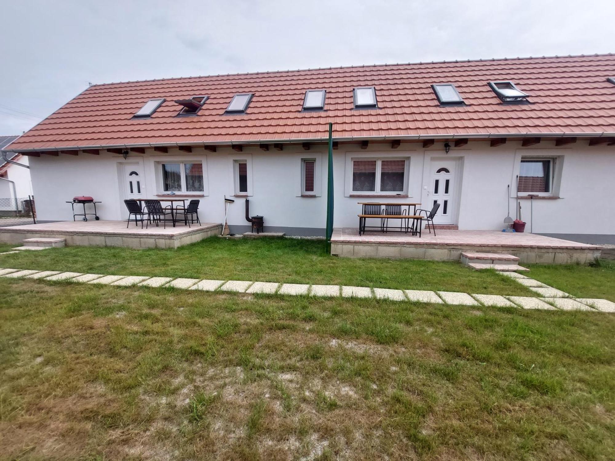 Orban Nyaralohaz Villa Kovagoors ภายนอก รูปภาพ
